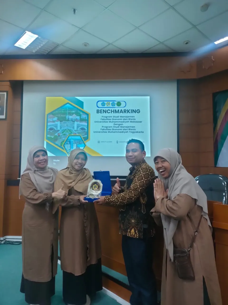 Prodi Manajemen FEB Unismuh Gelar Benchmarking ke UMY